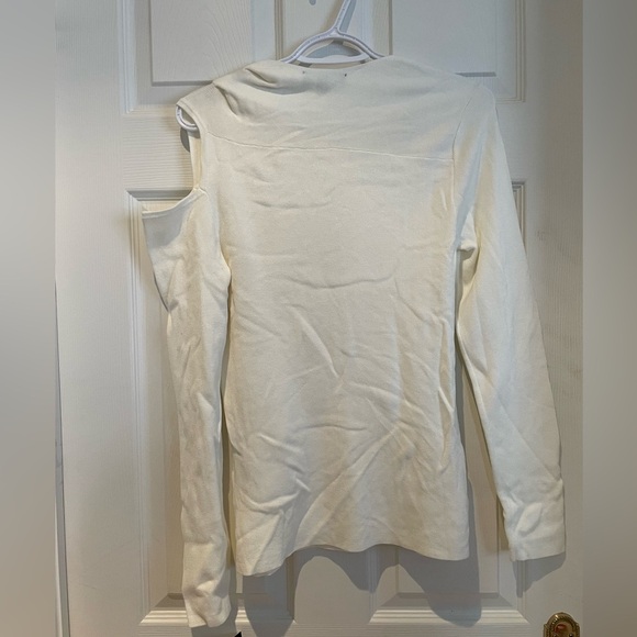 Off white/cream cold shoulder long sleeve - Picture 2 of 3